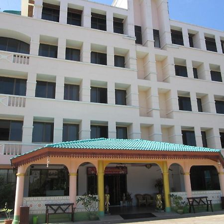 Royal Jommanee Hotel Nongkhai Nong Khai Exterior foto